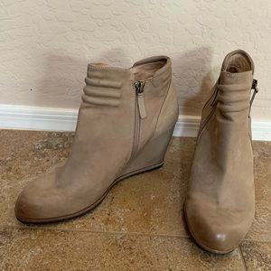 Biala Wedge Ankle Boot w/3.25 inch heel. Size 11